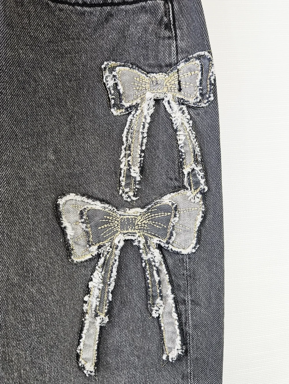 NWT Driftwood Royce Denim Patchwork Bow Straight Leg Jean - Picture 9 of 13